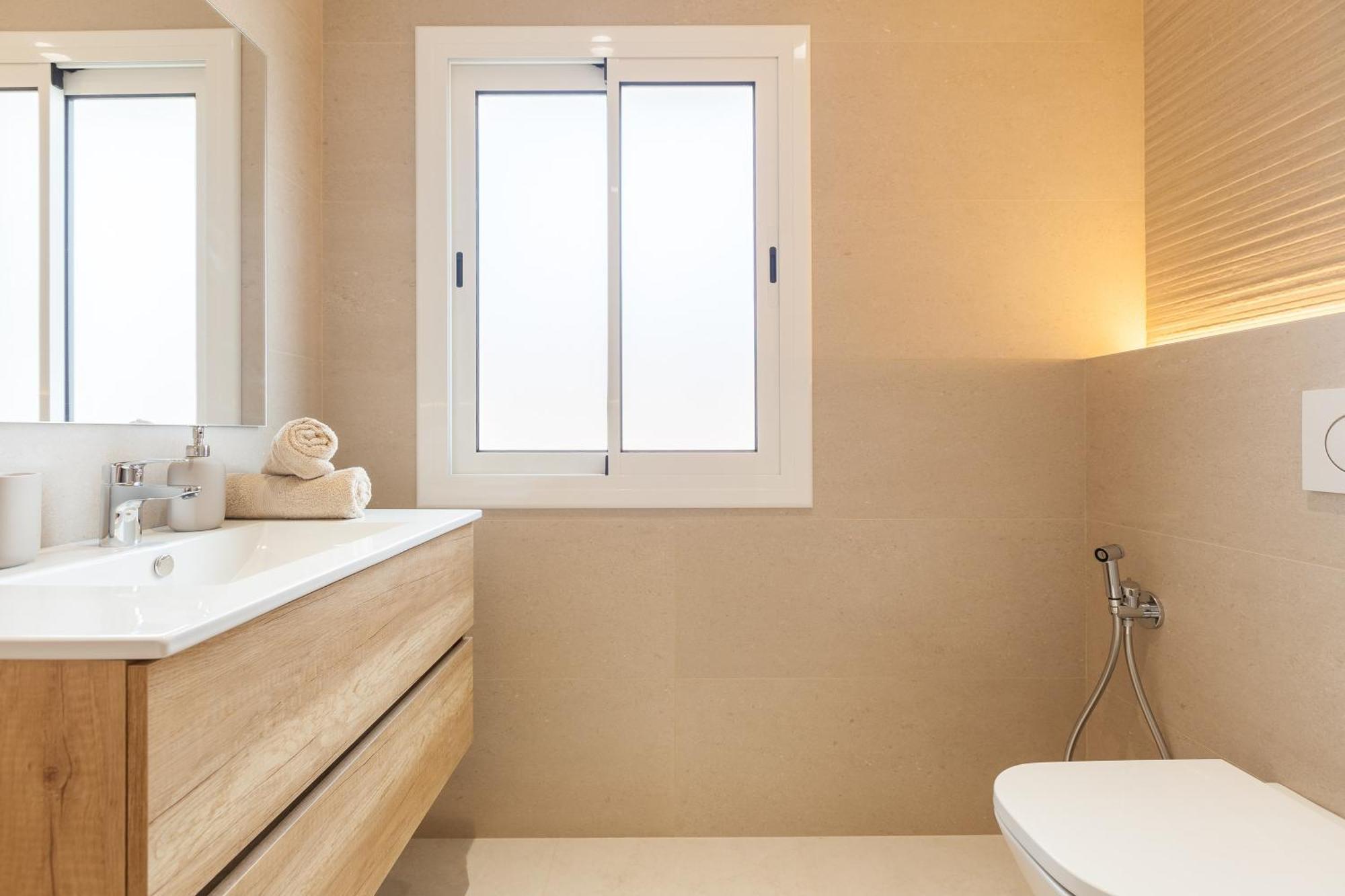 Blue Coast Apartment Canet De Mar Bagian luar foto